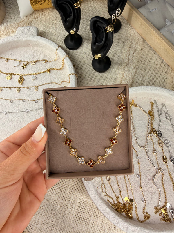 Collier Isaia